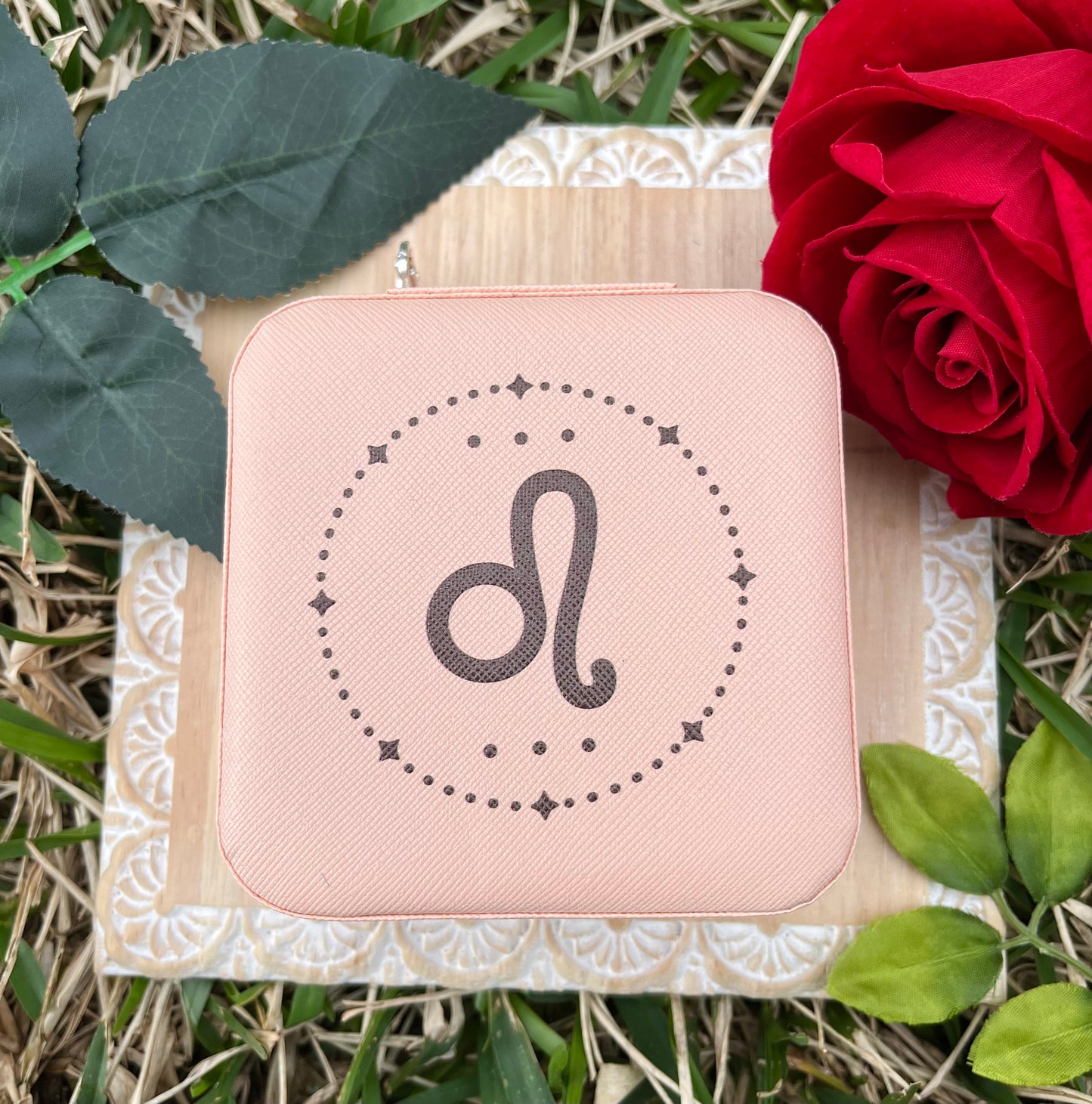 Leo Jewelry Box