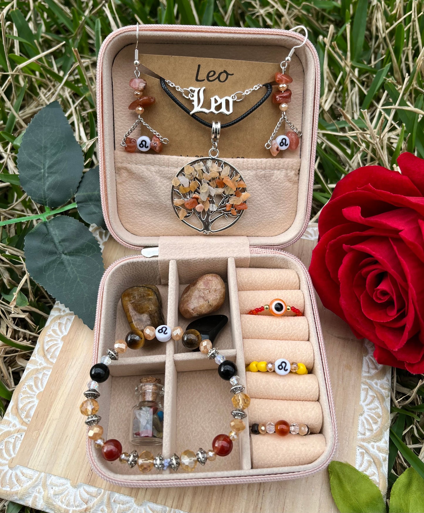 Leo Jewelry Box