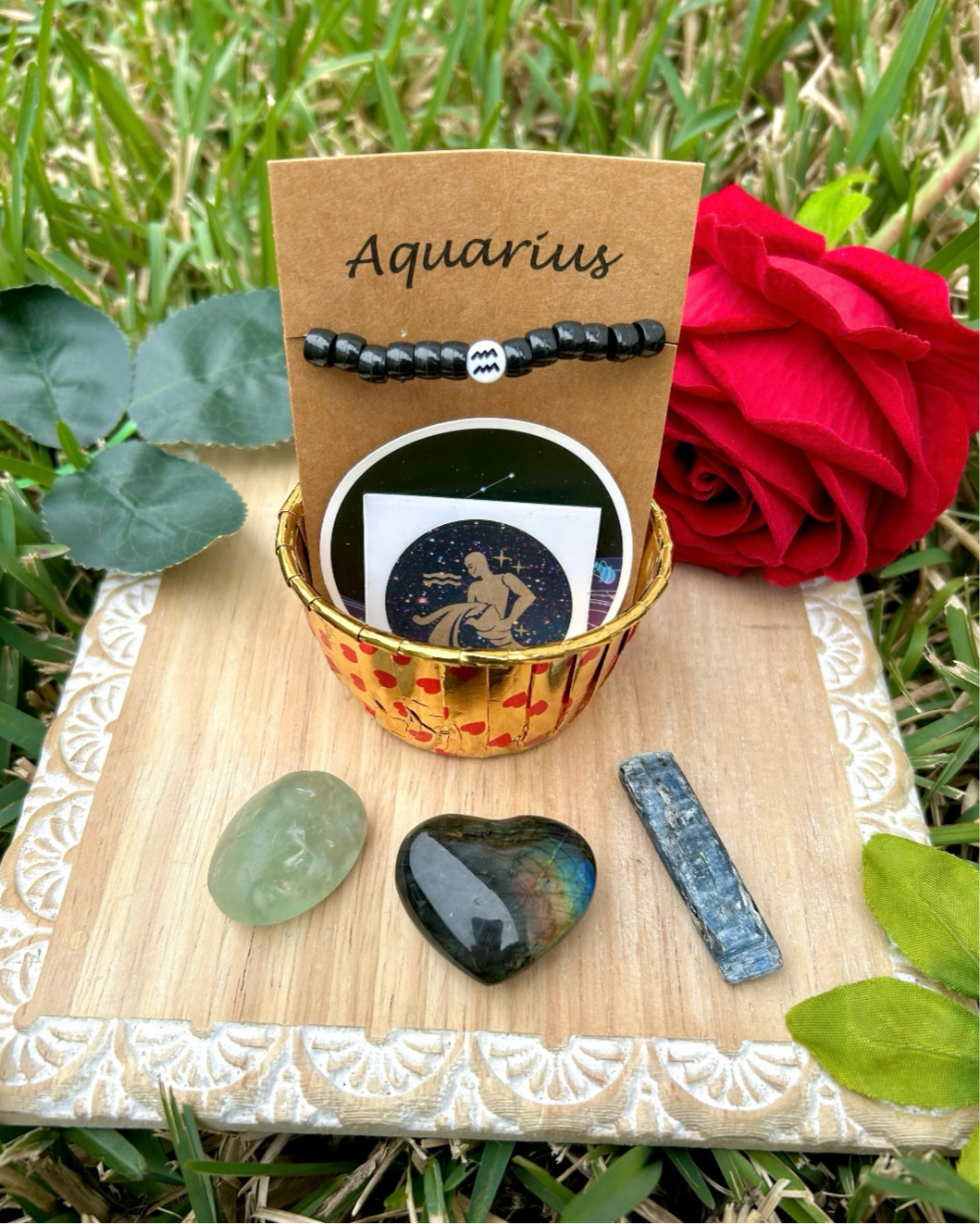 Aquarius Crystal Bundle